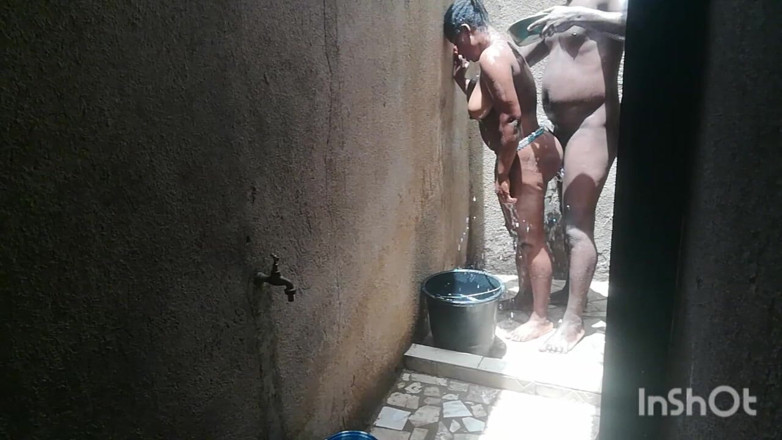 Pornsexlive: chuť milování ve sprše je lepší. to je důvod, proč...