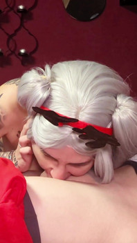 Reindeer Cosplayer Came Early for Her Christmas Blowjobs