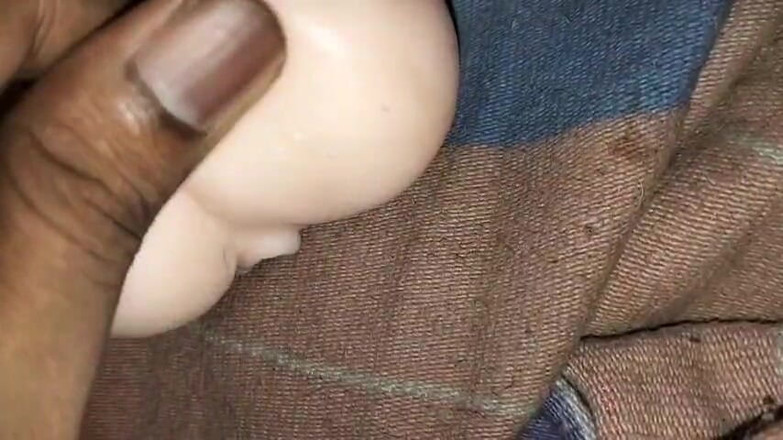 Desi Tits: 인도 영계 소년 따먹기 섹스 토이 1부