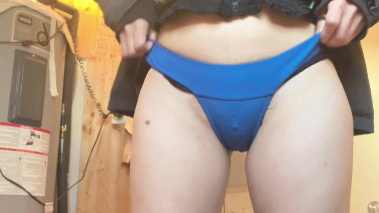 sweethanajapanese: Pissing Pussy Loook From Behind so Great View Petite Hana...