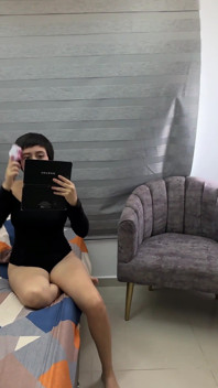 นวดขาให้กับน้องสาวเซ็กซี่ตูดใหญ่ด้วยน้ำมันนวด แล้วเงี่ยนจนยัดควยเข้าไป
