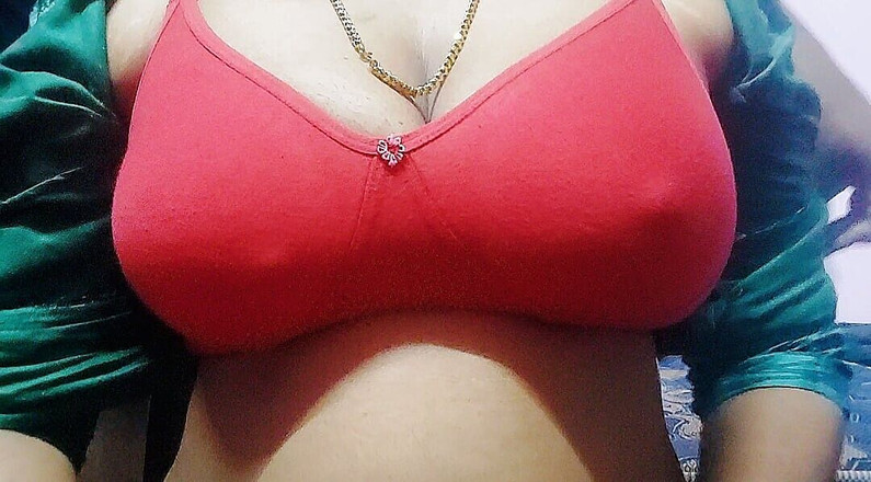 Desi Mohini: 超级热辣性感的德西莫希尼哥