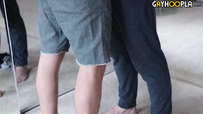 Gay Hoopla: La primer vez Adrian Monroe se folla a Caden Carli