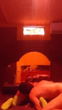 Aku nyepong dan ngentot pantat bahenolnya di motel