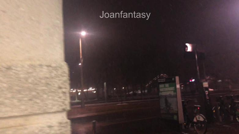 Joanfantasy: Zimní flash zábava v čirých šatech