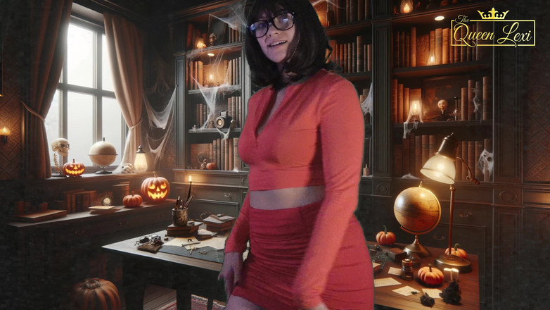 The Queen Lexi: POV - Velmova halloweenská sph: ponižování mého malého paroháče