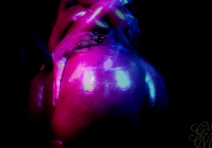 Goddess Marley: Neon tłusty tyłek
