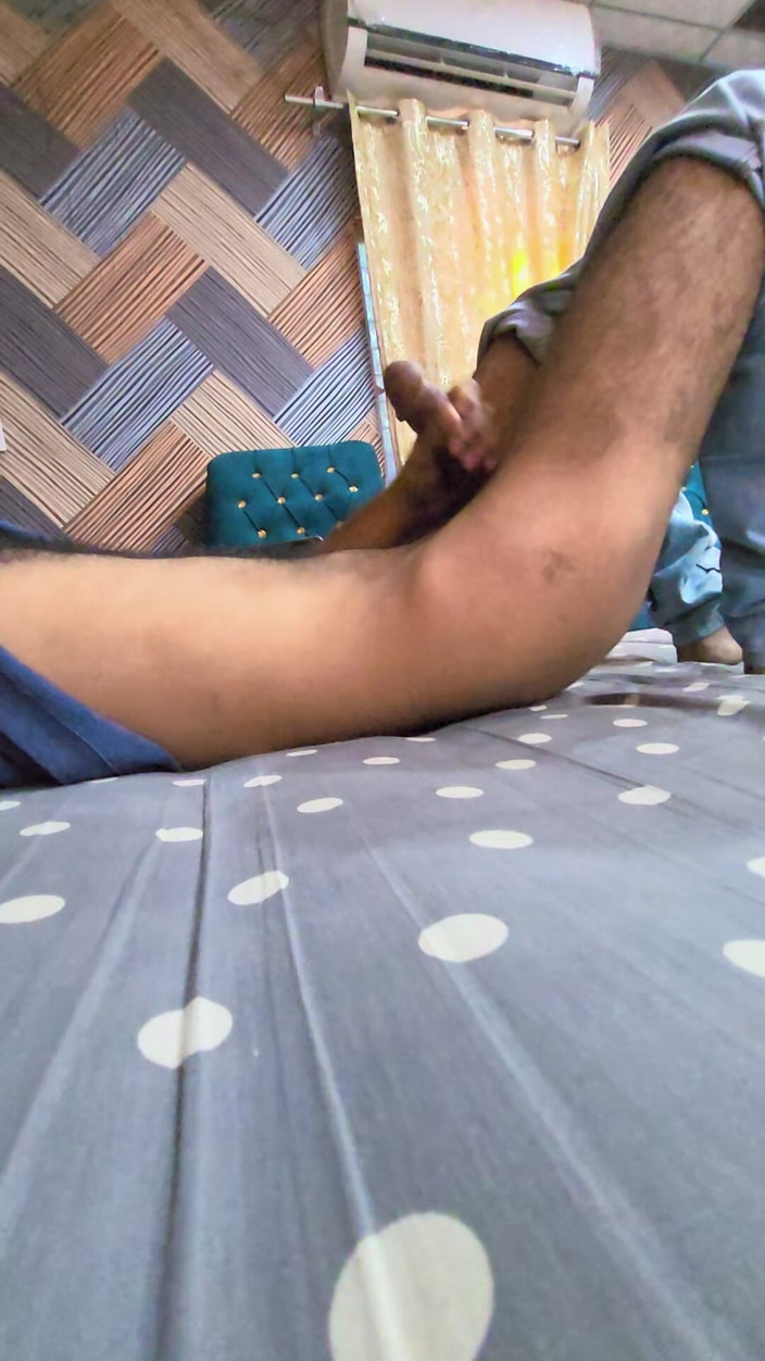 Zaid Valen: Jerking off Pakistani Boy Masturbate