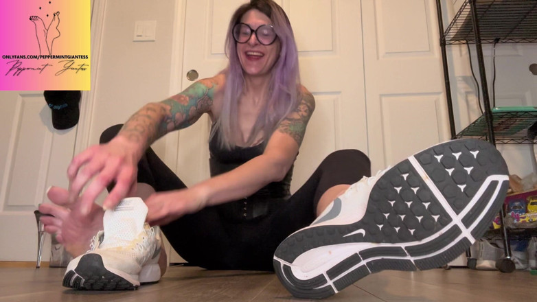 Peppermint Giantess: Ripping the Tongues Out of Another Pair of Tiny Sneakers...