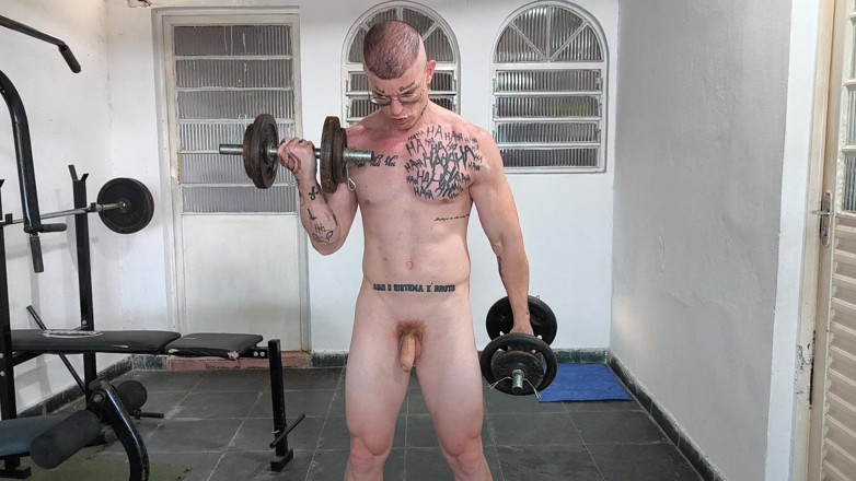 carmonaoficial: White Shaved Training Naked