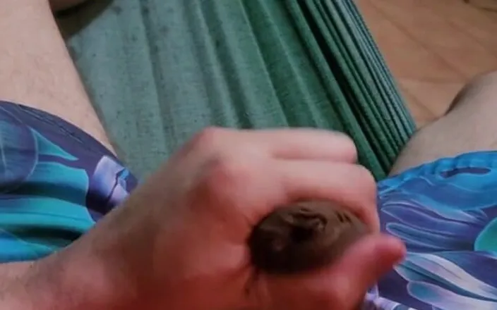 Lkdick8: Jerking off Outside of My House - Did My Neighbours Saw?