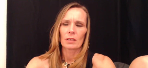 KimitheMilfMommy: Seguro podría usar una polla dura