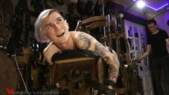 Wanheldvig: Nicky a Automatic Bastinado test