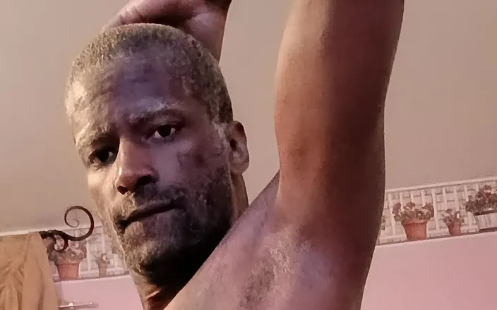 Marcus Shakur: Young Is # 1 freestyle - Tyson Baby