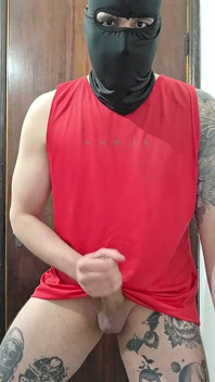 Lelaki Bertopeng Kembali