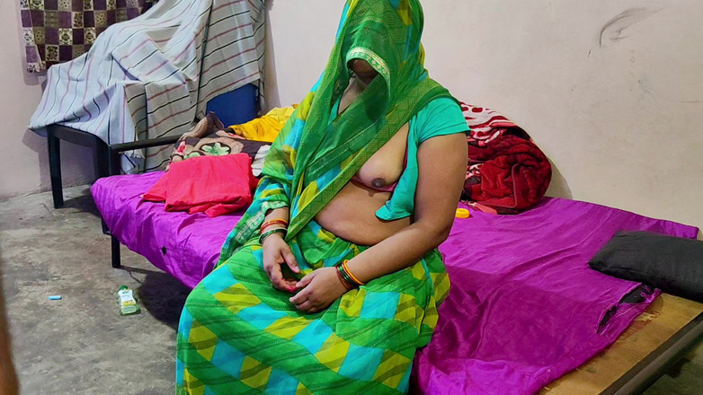 Annubhabhi4: デシのホットなインド人バービーがヒンディー語音声でセックスされる