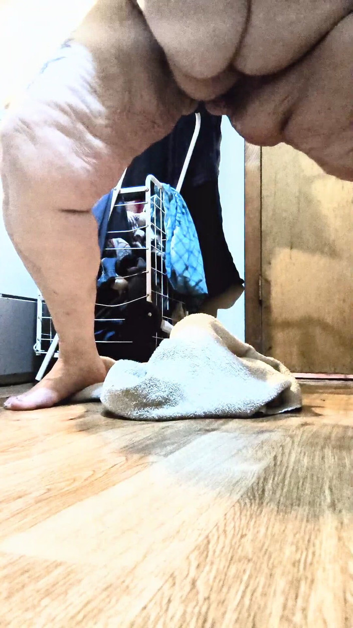 HerculesnVENUS: Він сказав, що я хочу спробувати щось нове з u, то це сталося