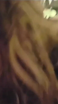 Milf fierbinte excitată și flămândă devorează pula
