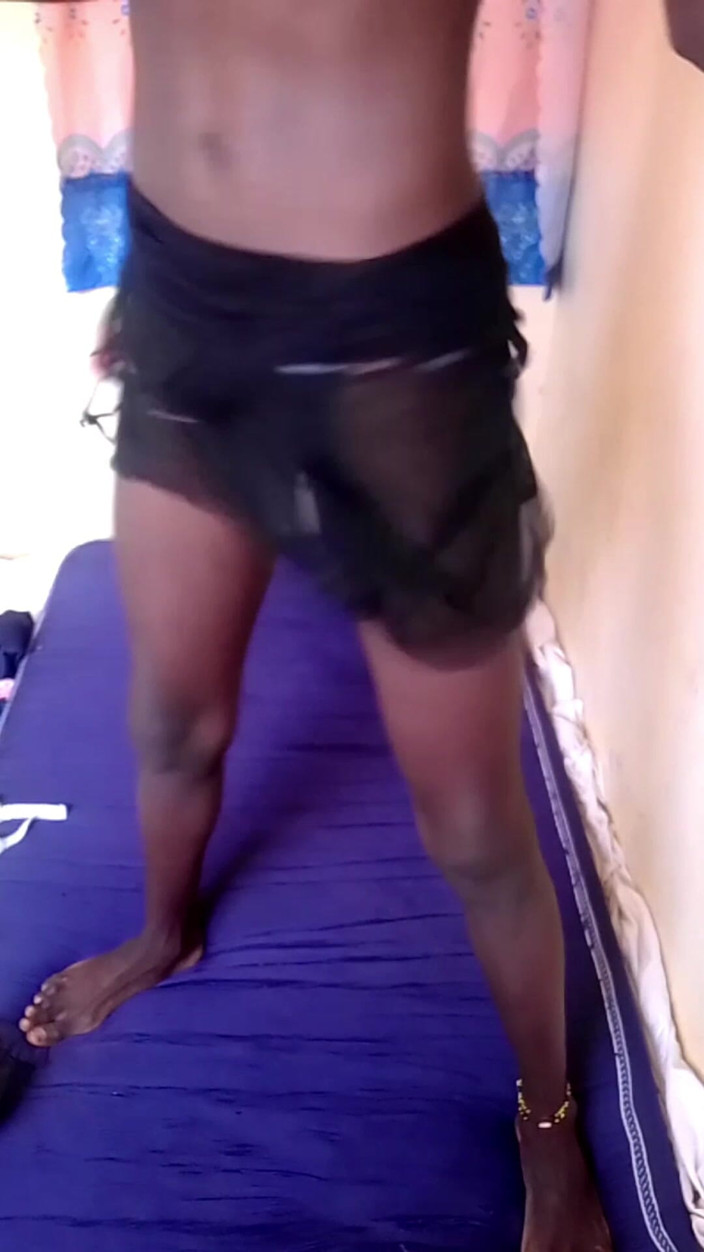 HaitiKing7: Unde ești tată vitreg, vreau să-ți simt pula în spatele curului...