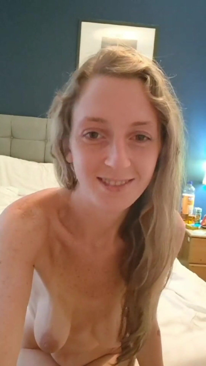 ScottishSweetie: Sexy neckend freches weißes mädchen schlampe