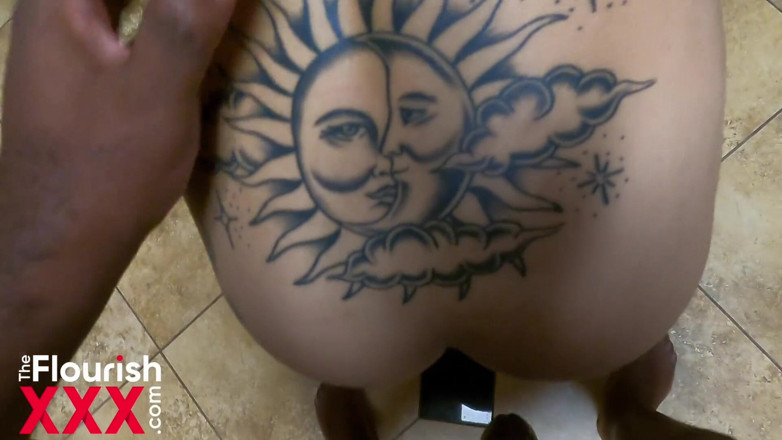 The Flourish XXX: Margarita Lopez memasak di dapur dan dikongkek