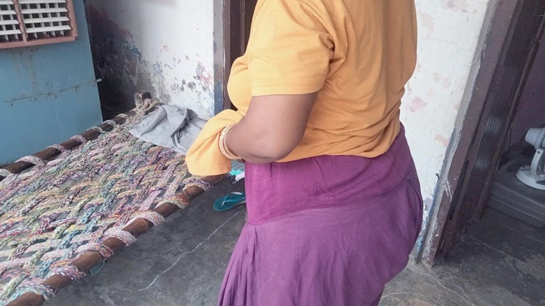 Yourgeeta8899: Geeta Bhabhi의 엉덩이에 핫한 정액 부어주기