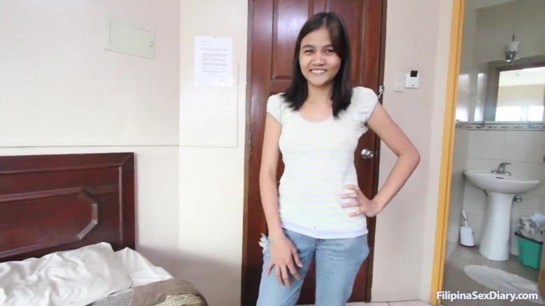 Sex Diary: Tiny Pinay filled up with cum bubbles