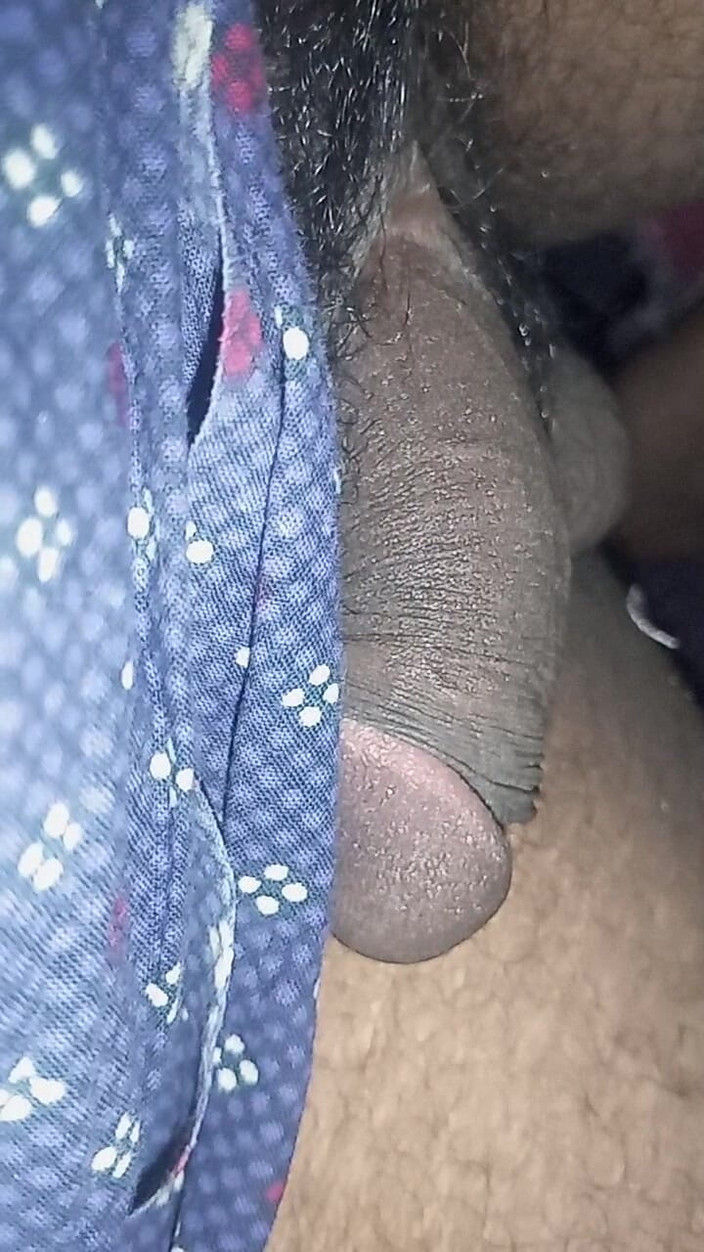 Hungry cliff: Desi Dick