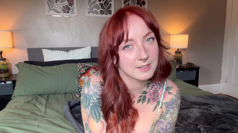 luxury_slut: Istruzioni per mangiare sborra: JOi cei dalla tua ragazza carina