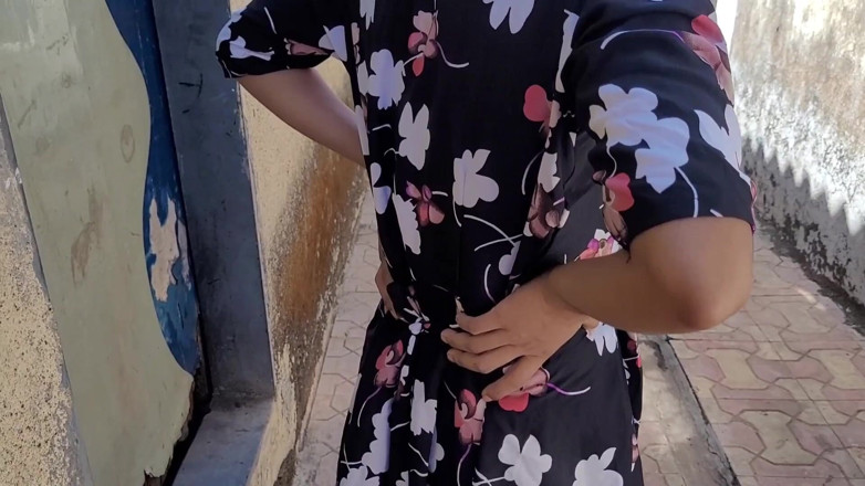 Your kavita bhabhi: Awek desi berkongkek di luar rumah, Suara Hindi