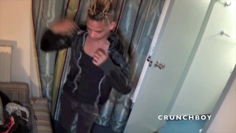 Crunch Boy: Latino slut fucked by big cock straight boy from Paris