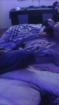 我粉碎的娇小巴基斯坦小妞