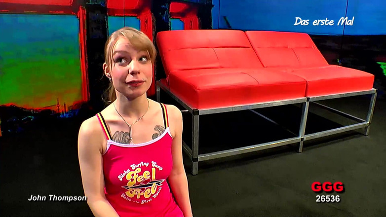 GGG John Thompson Studio: Ggg John Thompson - La Ragazza Tatuata Ingoia Sperma E Viene...