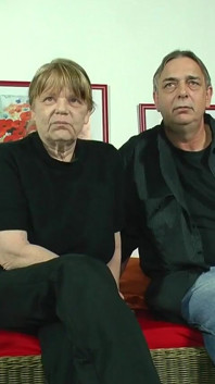 Sex în trei dornic și nemilos plin de ejaculări și orgasme - 4