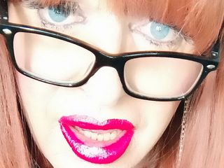 Emma Browne: Trans Bitch Playing and Cumming