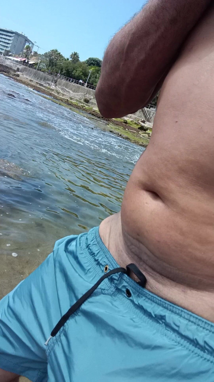 Boy top Amador: I Got a Hard-on at the Beach, Right in Front...