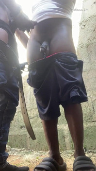 Pantat bahenol cewek ini dientot habis-habisan sama kontol besar sampai dia mengerang keenakan
