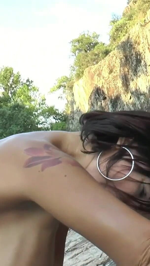 Busty brunette ass fucked by the river (French Amateur Porn)