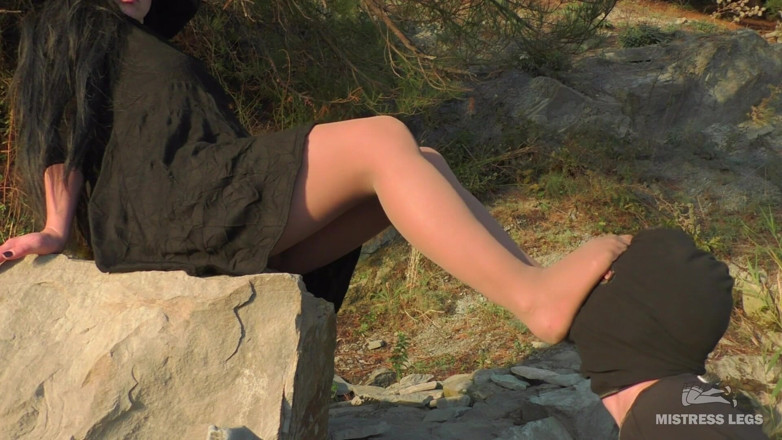 Mistress Legs: Pantyhose feet worship on the seashore