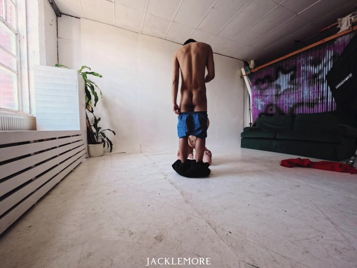 Jacklemore: Sesiune de futai în studio cu Dolly Love