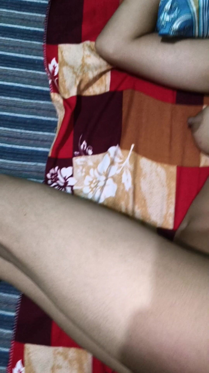 yongboy1: 18 Year Old First Time Rough Sex Indian Sofia Desi...