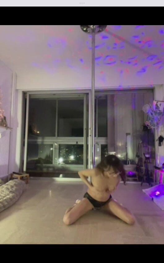 Chris06d72: Penari Panas