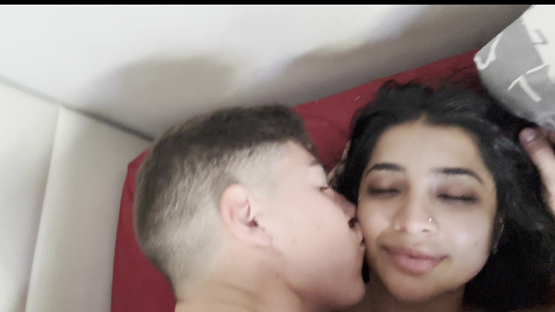 Yasmina Khan: Hot Passionate Amateur Fun with Brady Bud
