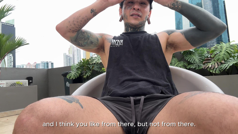 Dyavol: Người khổng lồ rùng rợn làm nhục con người nhỏ...