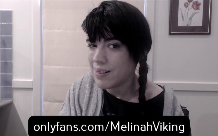 Melinah Viking: Plat Selfie Shoot