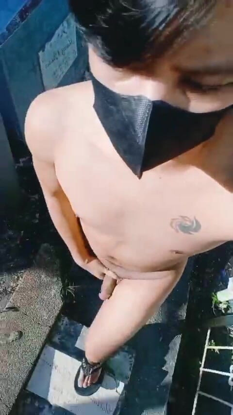 KrakenTwink: Hot Pinoy Boy Get Wild and Cum!