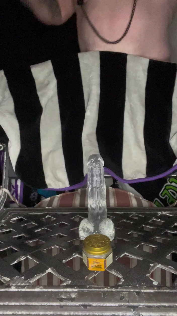 Heather Lynn: Pounding Miss Pinky Open View of My Thrust Machine