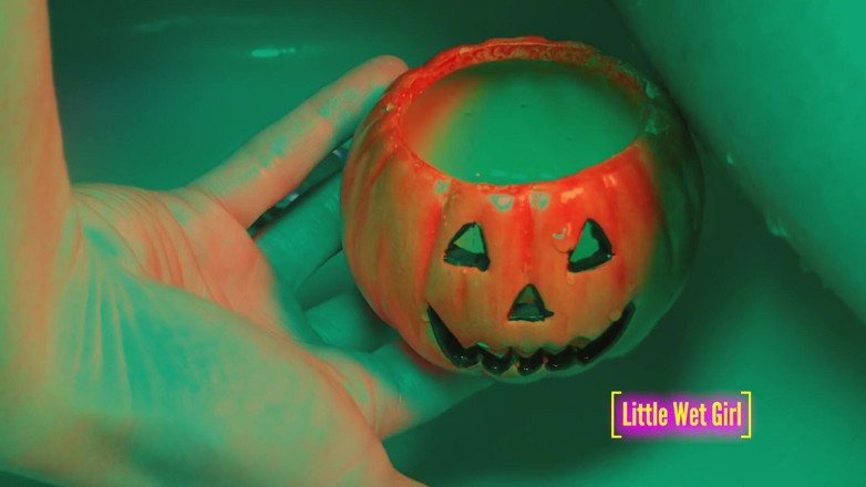 Little Wet Girl: Pissing in the pumpkin on Halloween