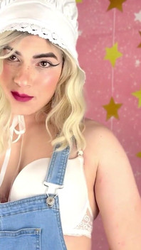 Trans Girl Bunny Hunt Roleplaying