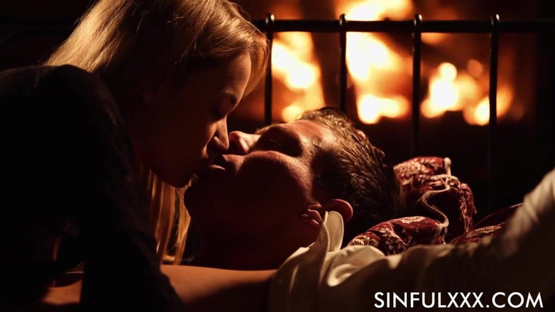 Sinfulxxx: Романтичний секс у вогняному місці від sinfulxxx